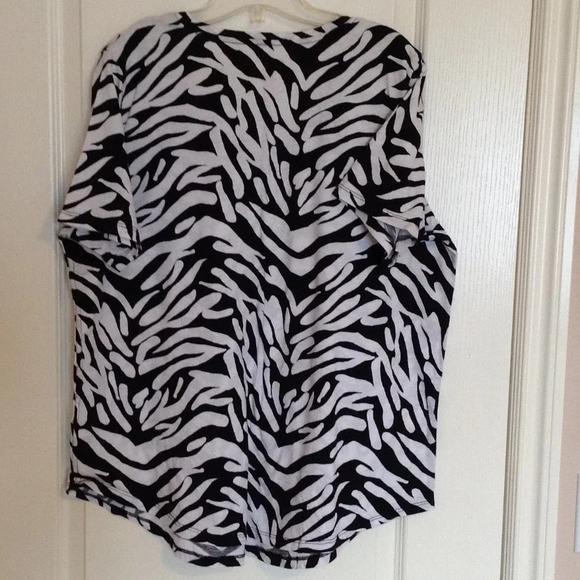 Joe Fresh Zebra Short Sleeve Top T-Shirt Blouse Size 1X Black White 100% Cotton - Picture 5 of 6